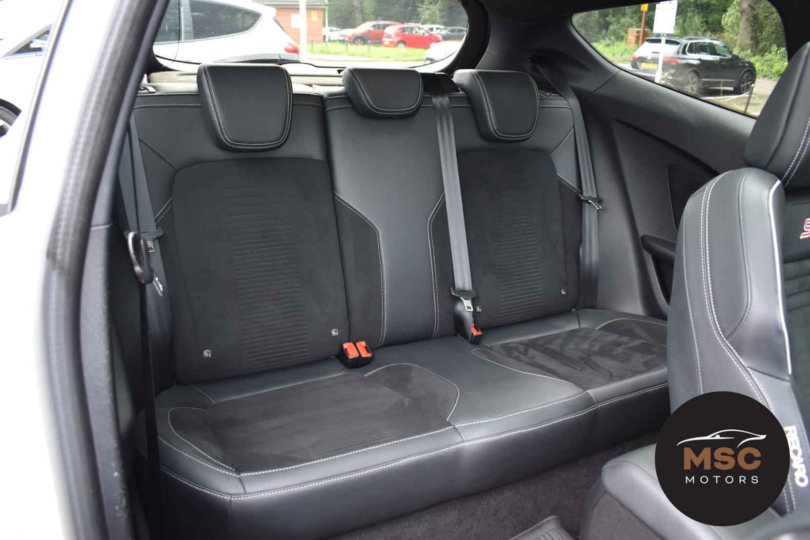 Ford Fiesta view 37