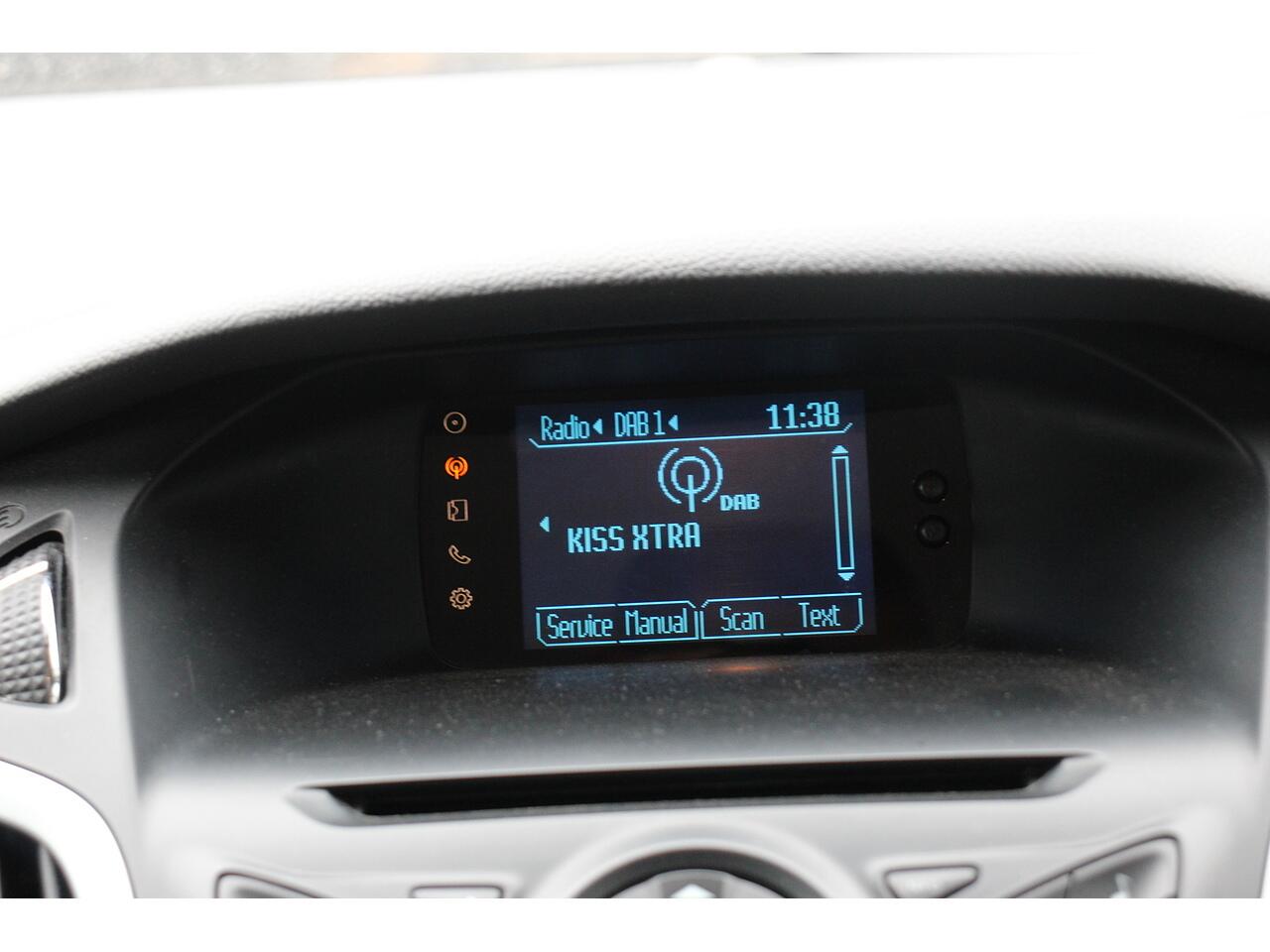 Ford Focus view 16