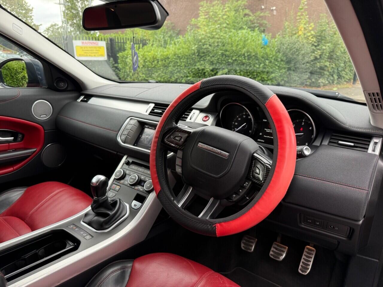 Land Rover Range Rover Evoque view 15
