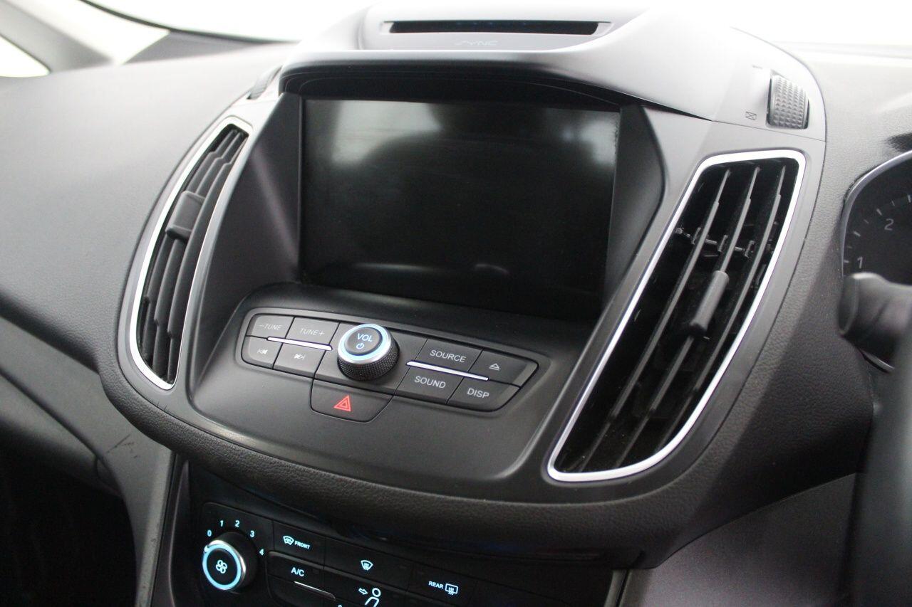 Ford C-Max view 37