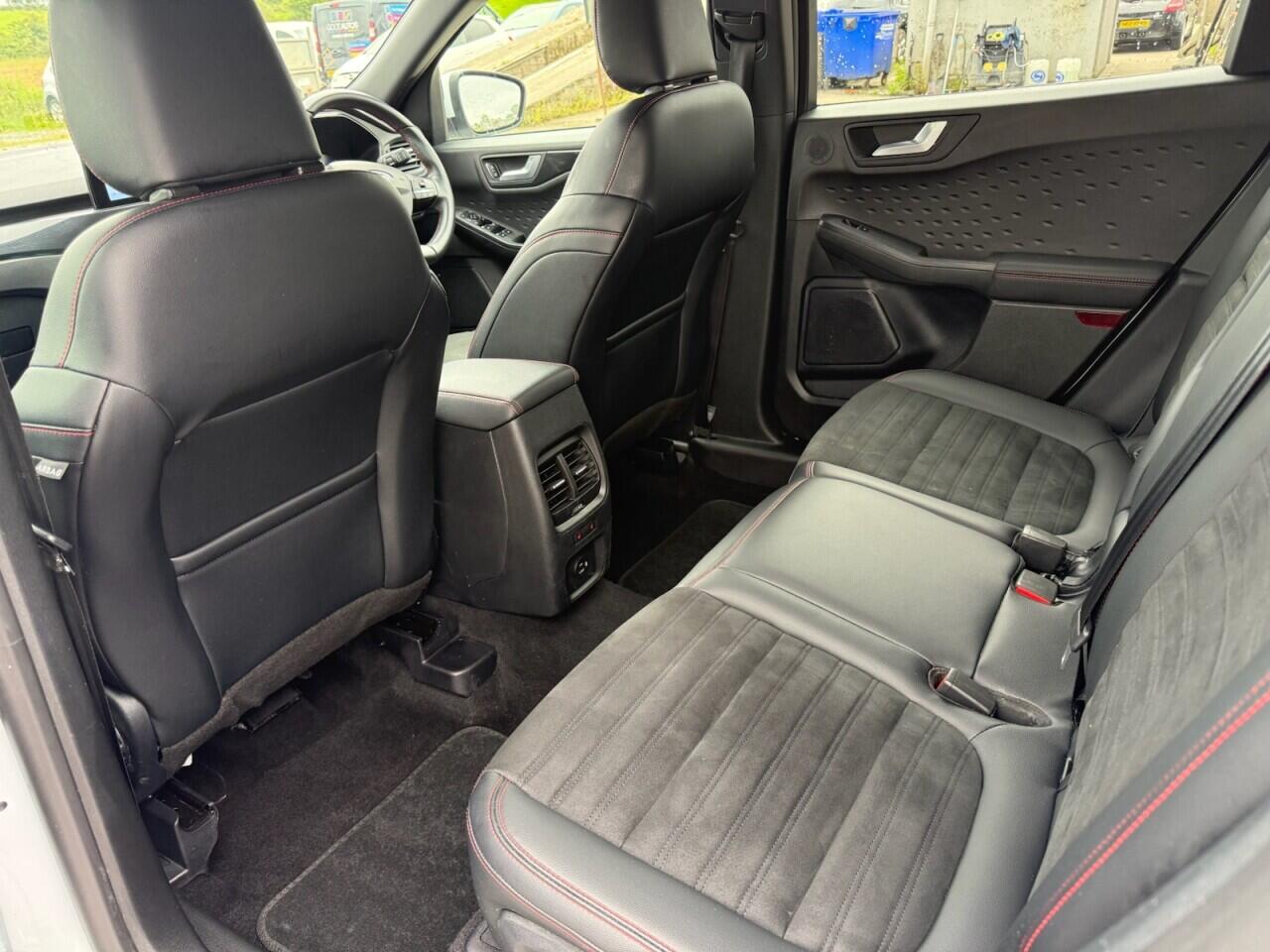 Ford Kuga view 18