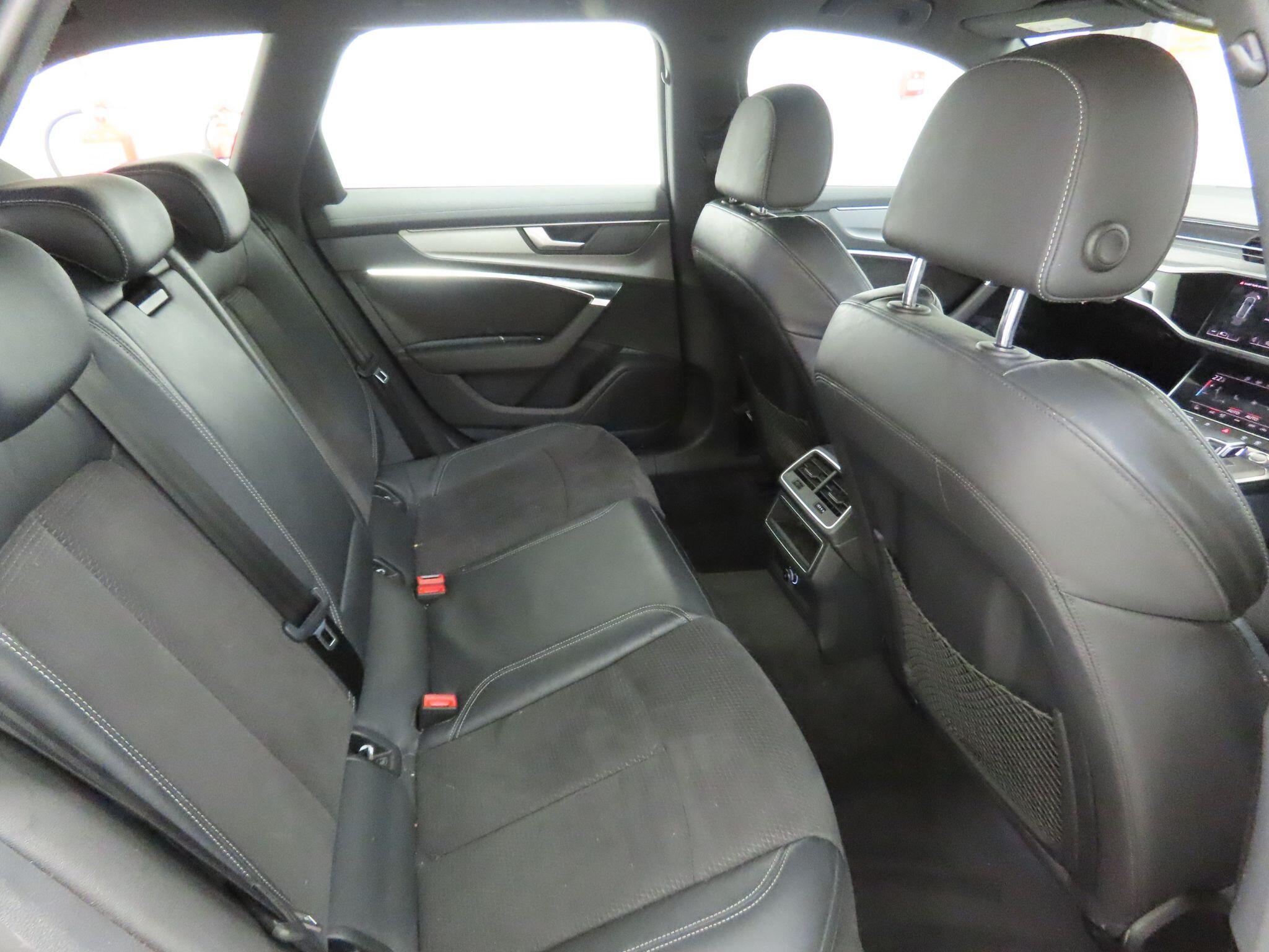 Audi A6 view 8