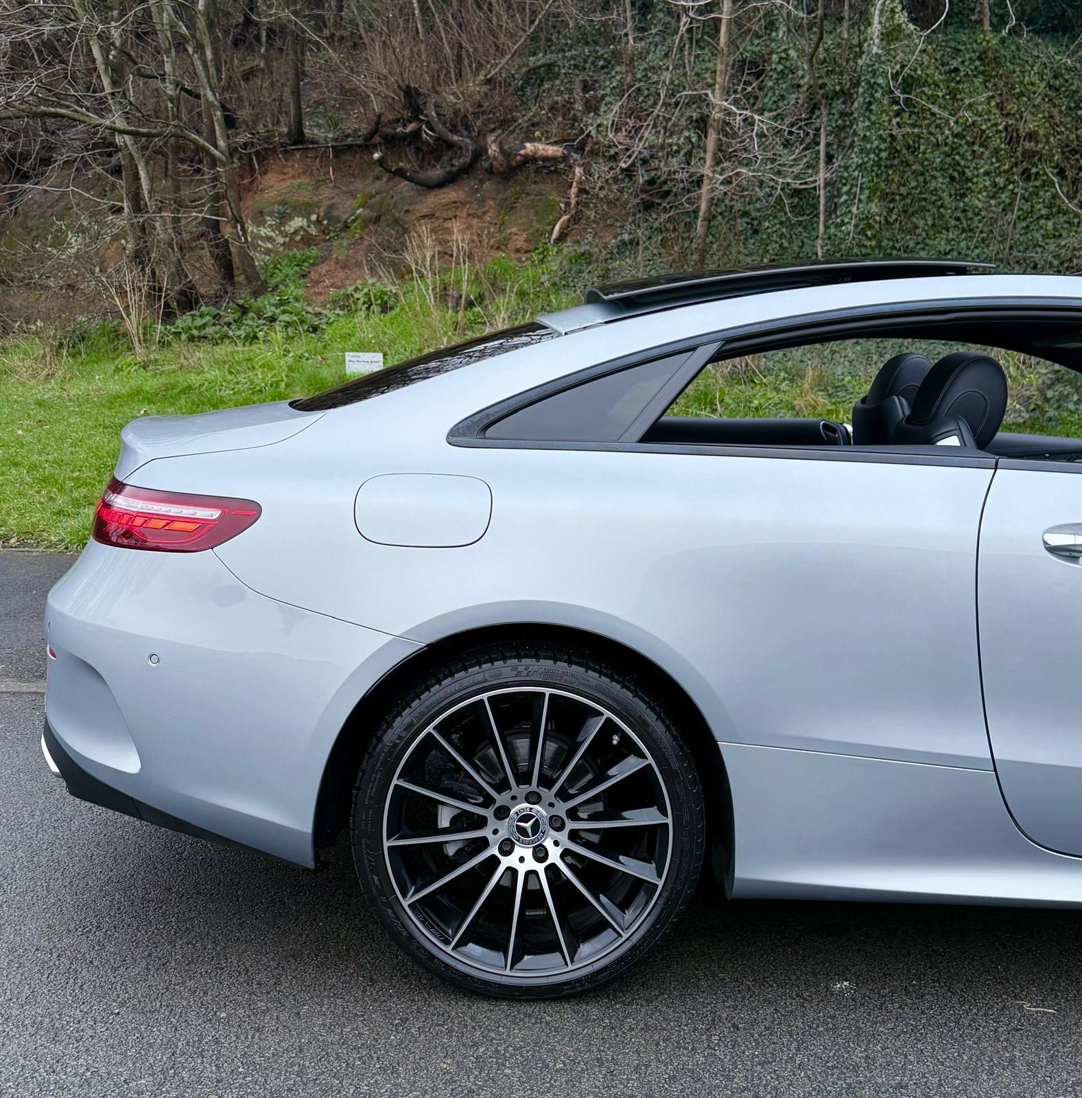 Mercedes-Benz E-Class view 33