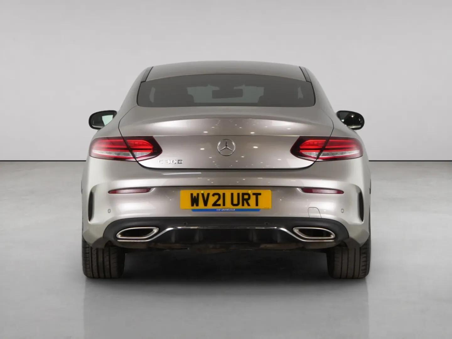 Mercedes-Benz C-Class view 7