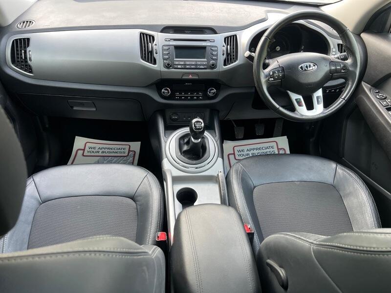 2015 Kia Sportage 1.7 CRDi EcoDynamics 2 2WD Euro 5 (s/s) 5dr • 20,853 miles image 22