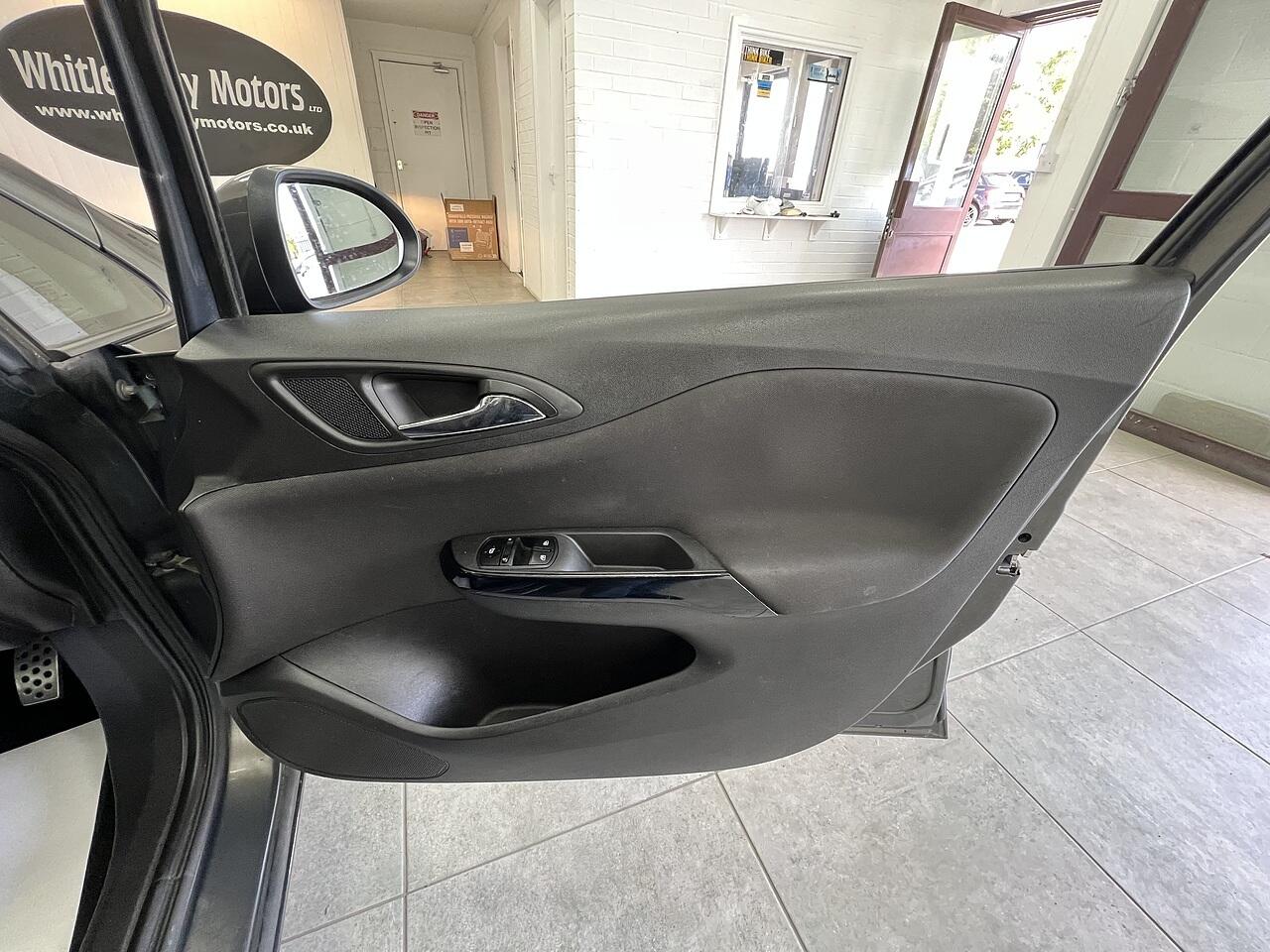 Vauxhall Corsa view 12