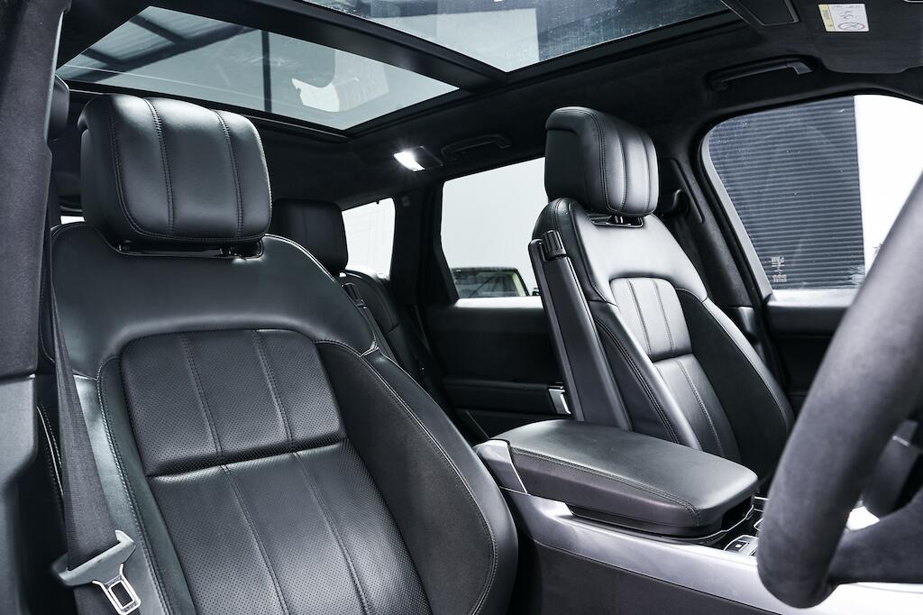 Land Rover Range Rover Sport view 12
