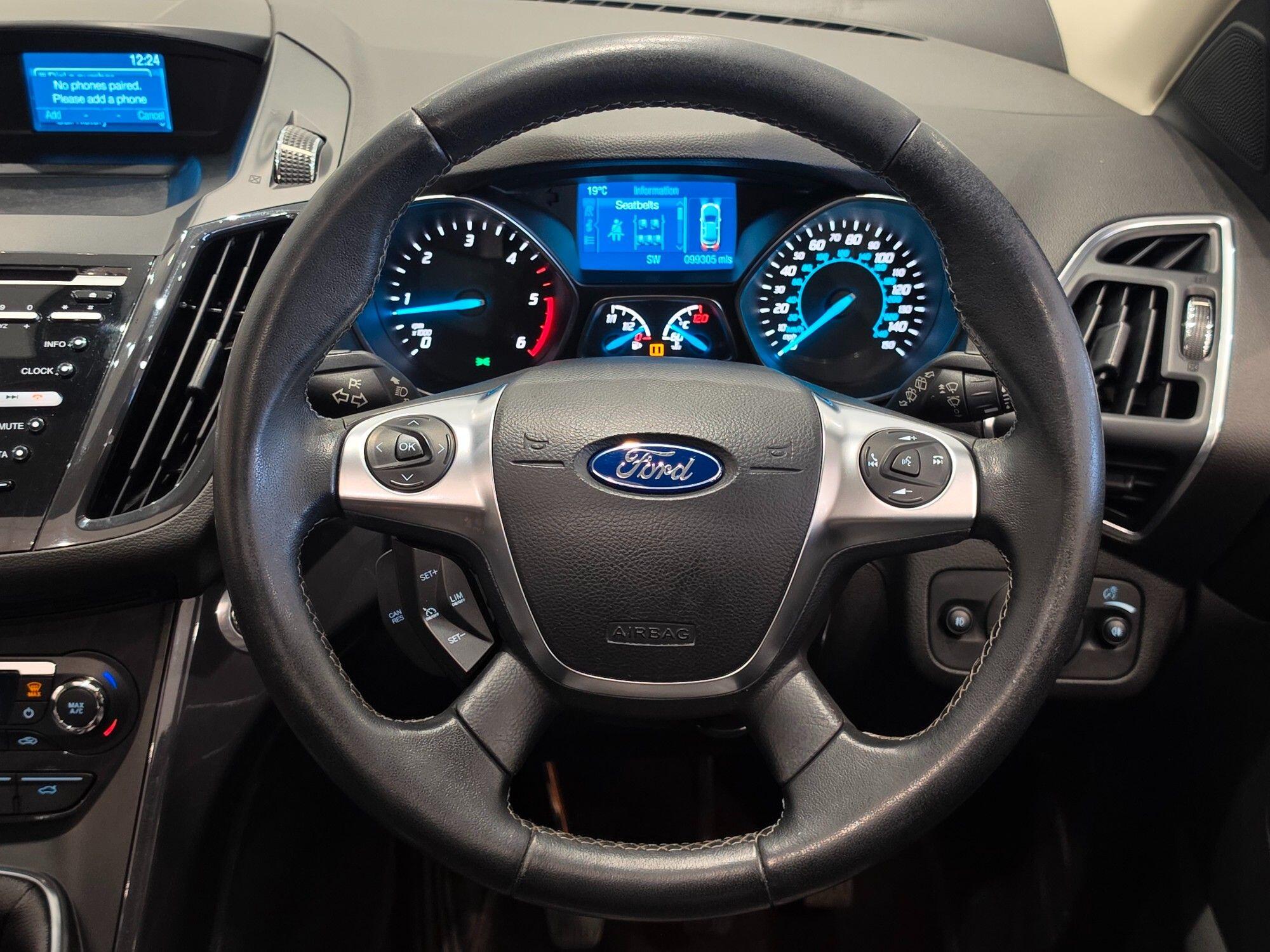 Ford Kuga view 37