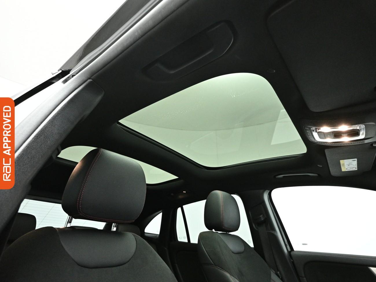 Mercedes-Benz Eqa view 3
