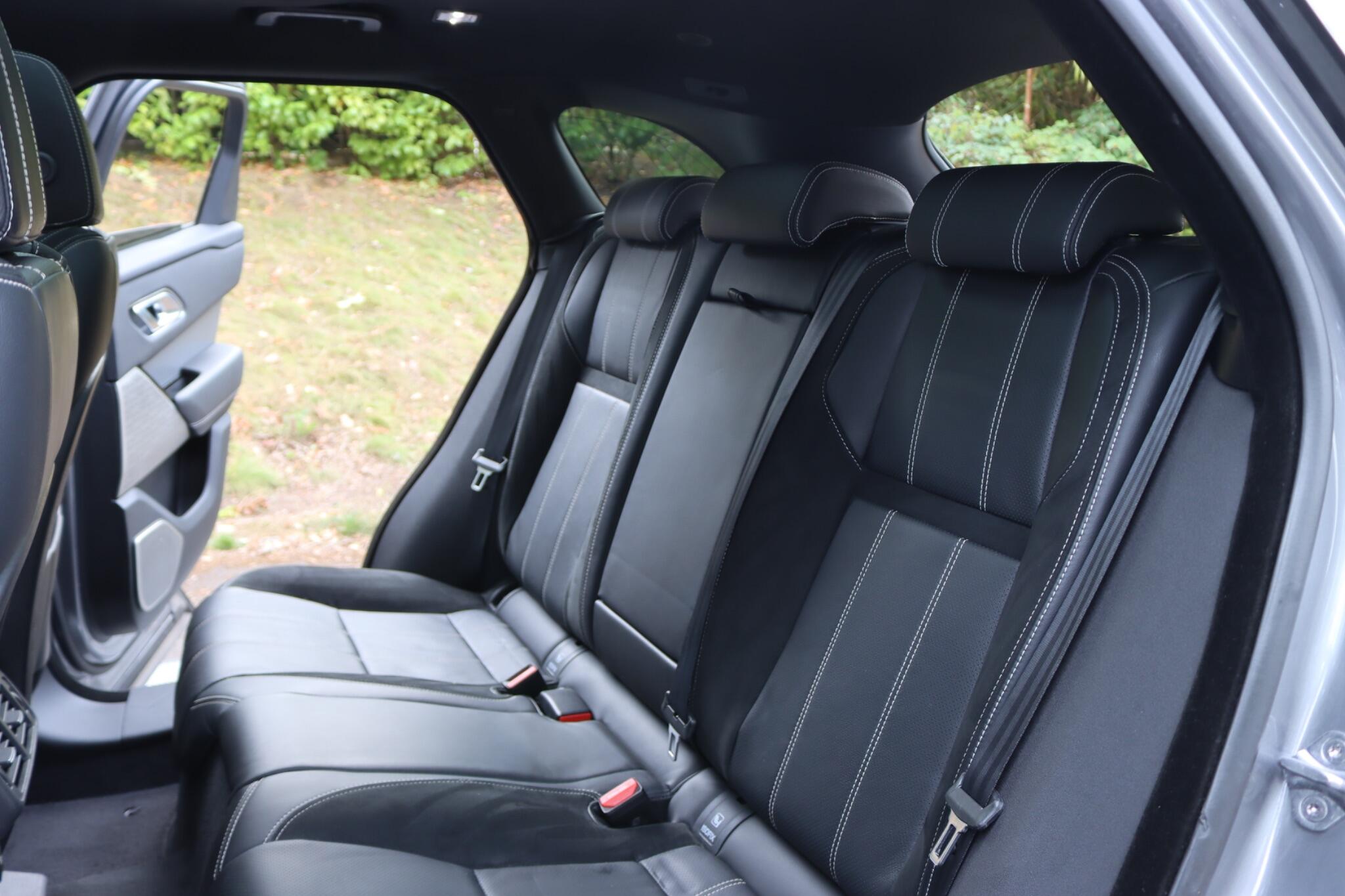 Land Rover Range Rover Velar view 39