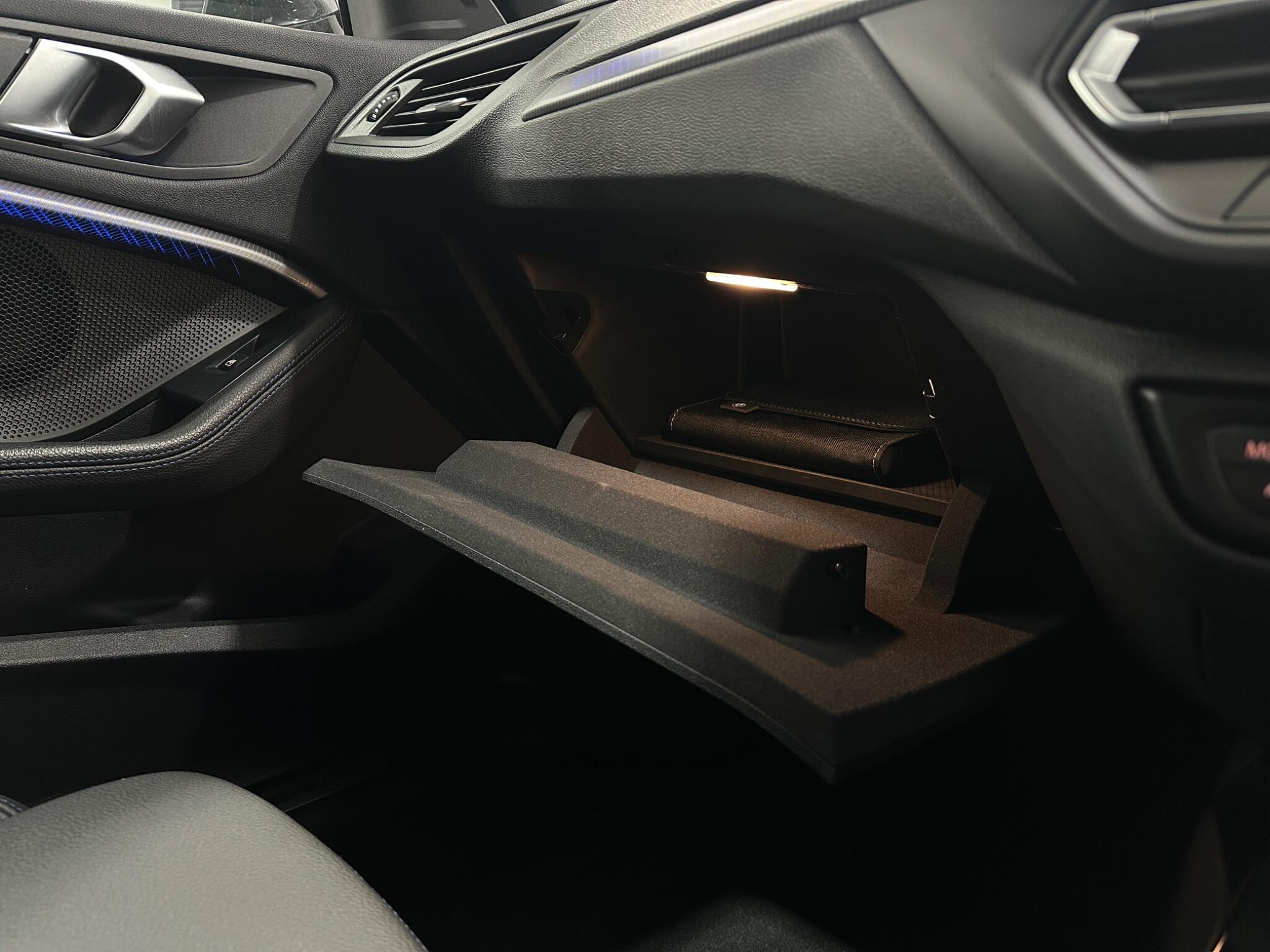 BMW 2 Series view 28