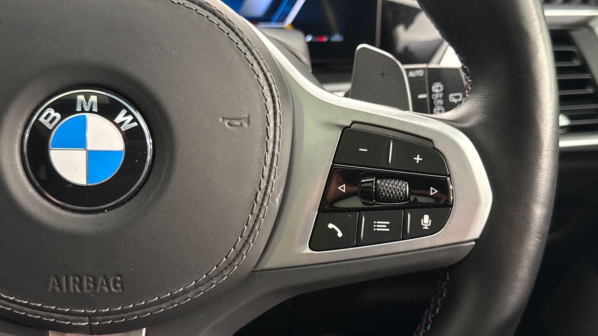 BMW X5 view 19