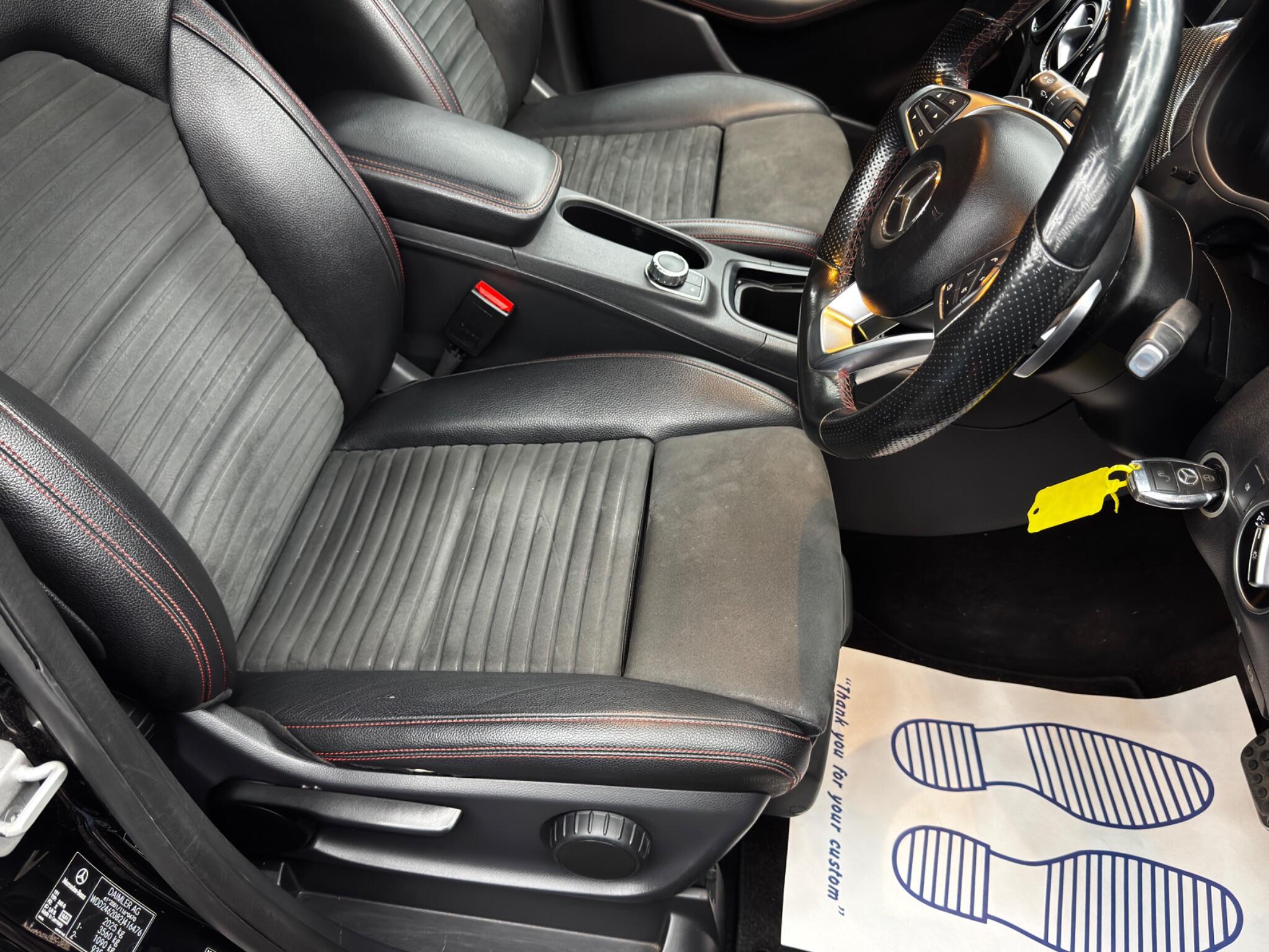 Mercedes-Benz B-Class view 13