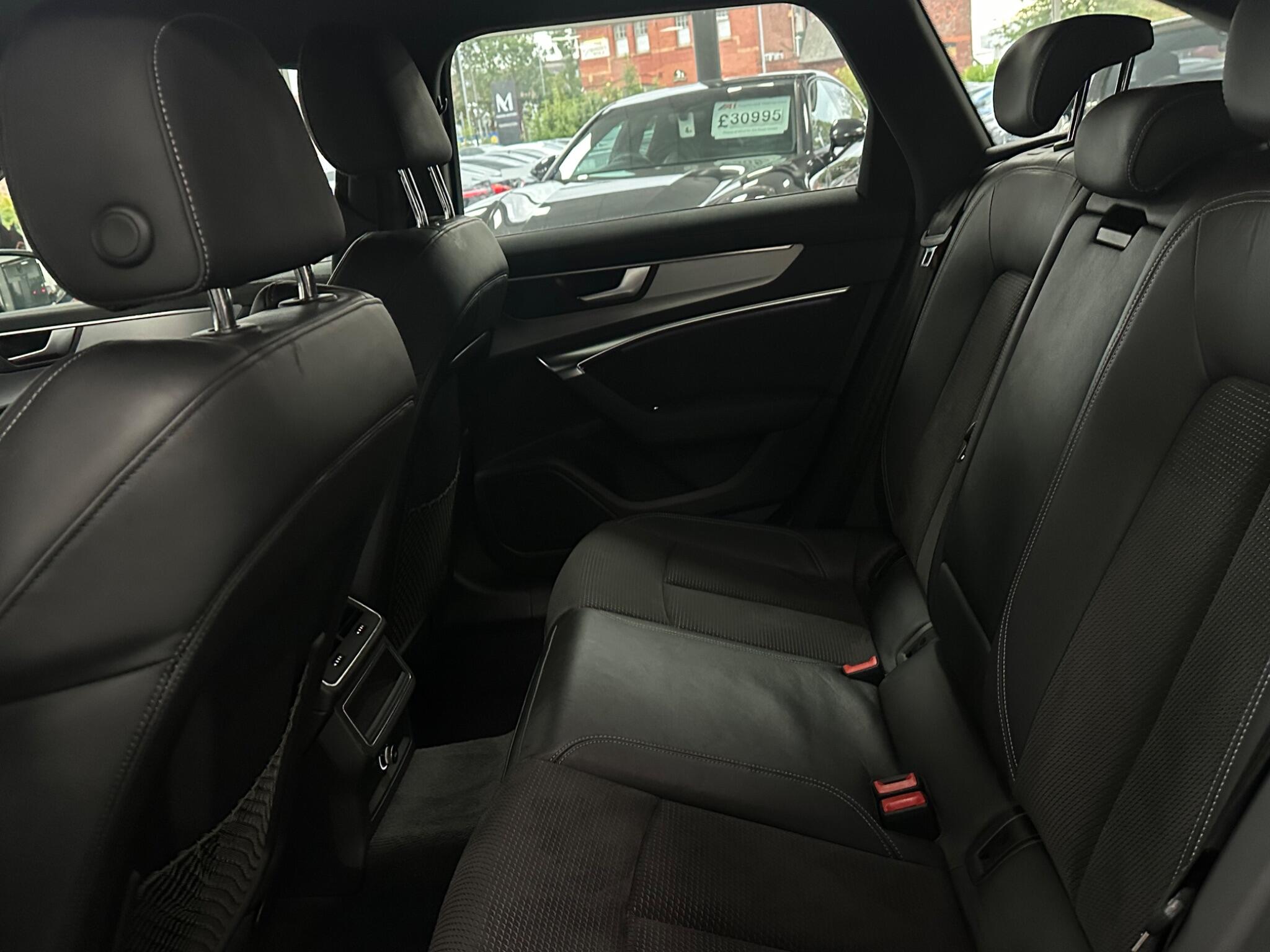 Audi A6 Avant view 34