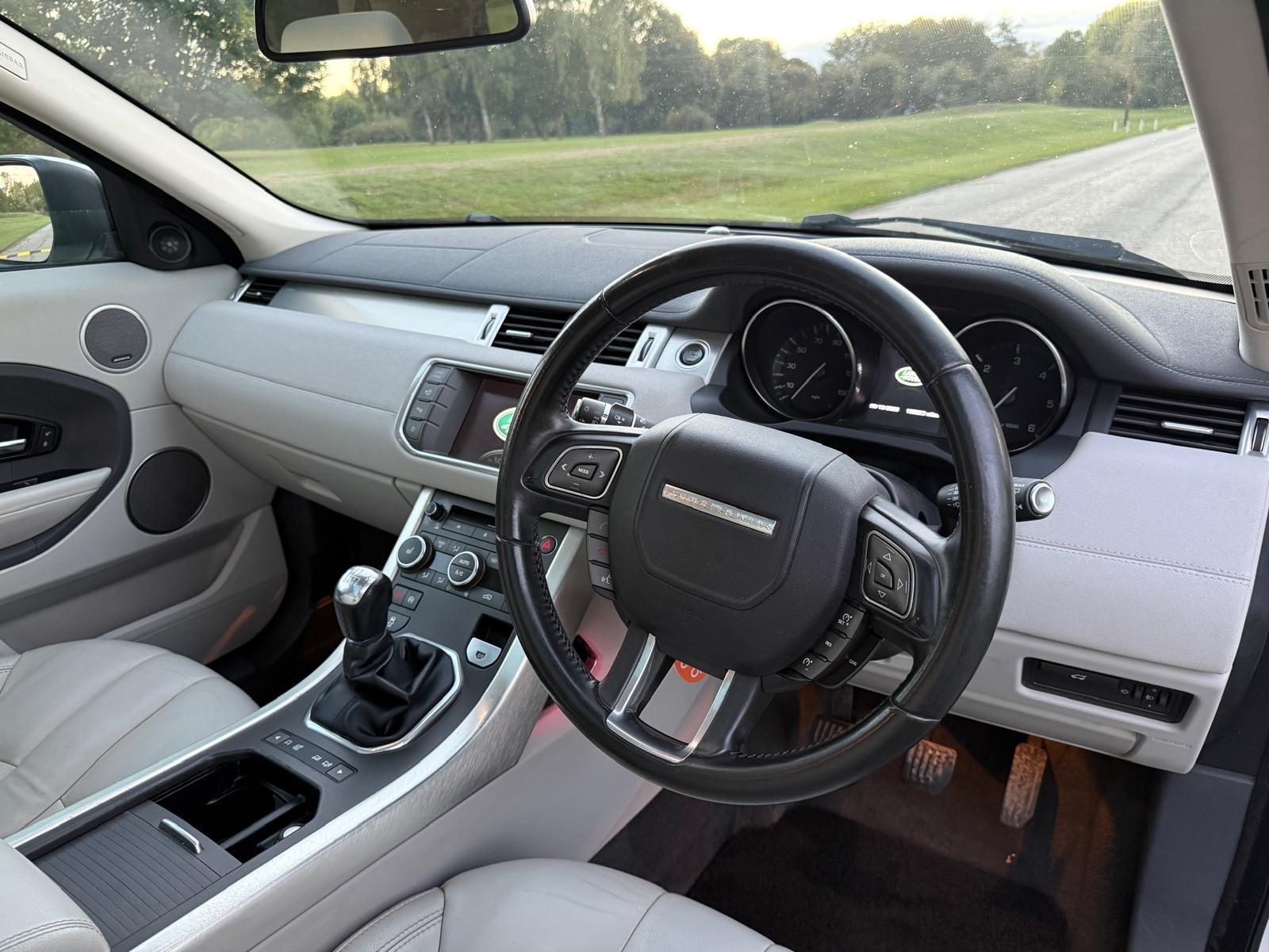 Land Rover Range Rover Evoque - Image 16