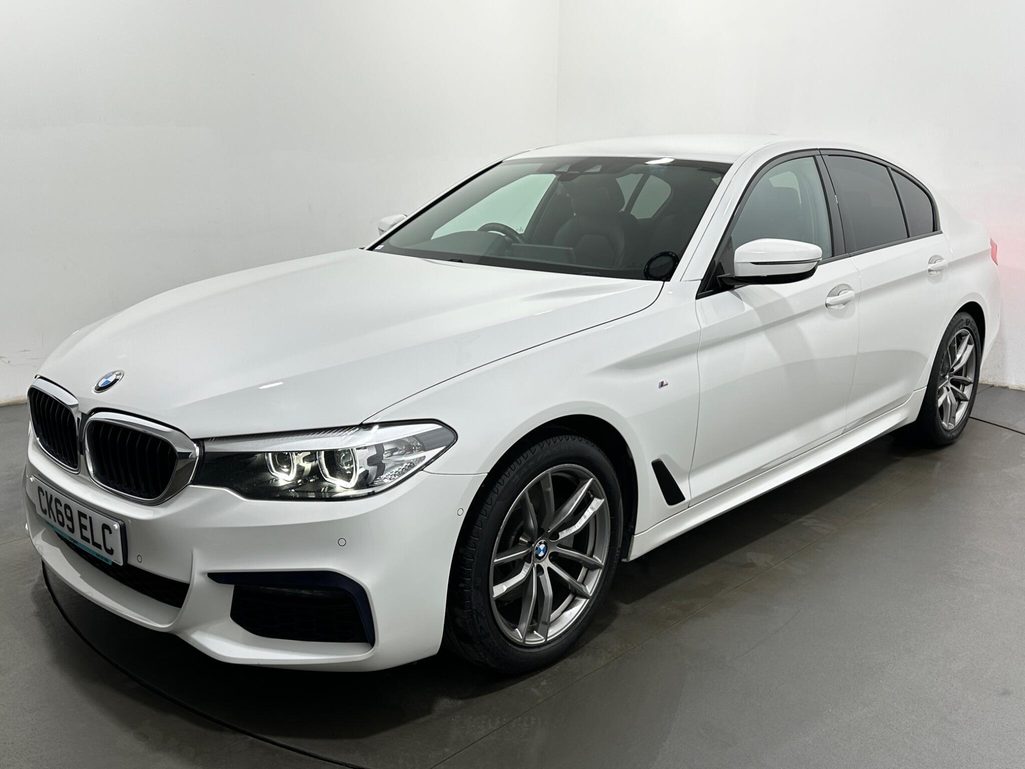 BMW 5 Series view 50