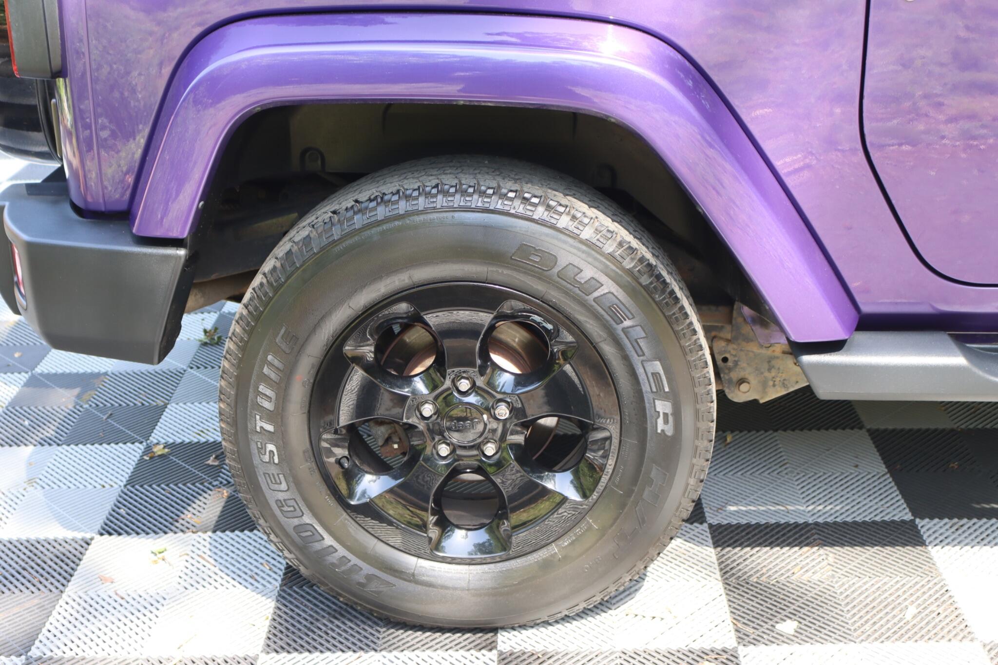 Jeep Wrangler view 13