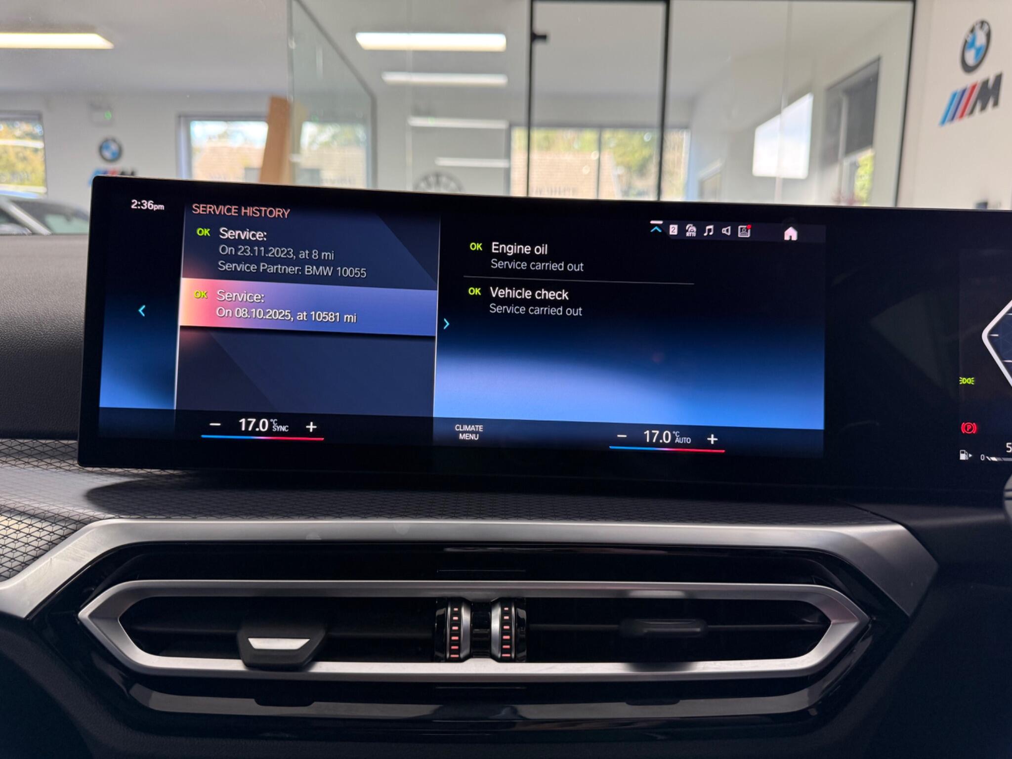 BMW 3 Series view 10