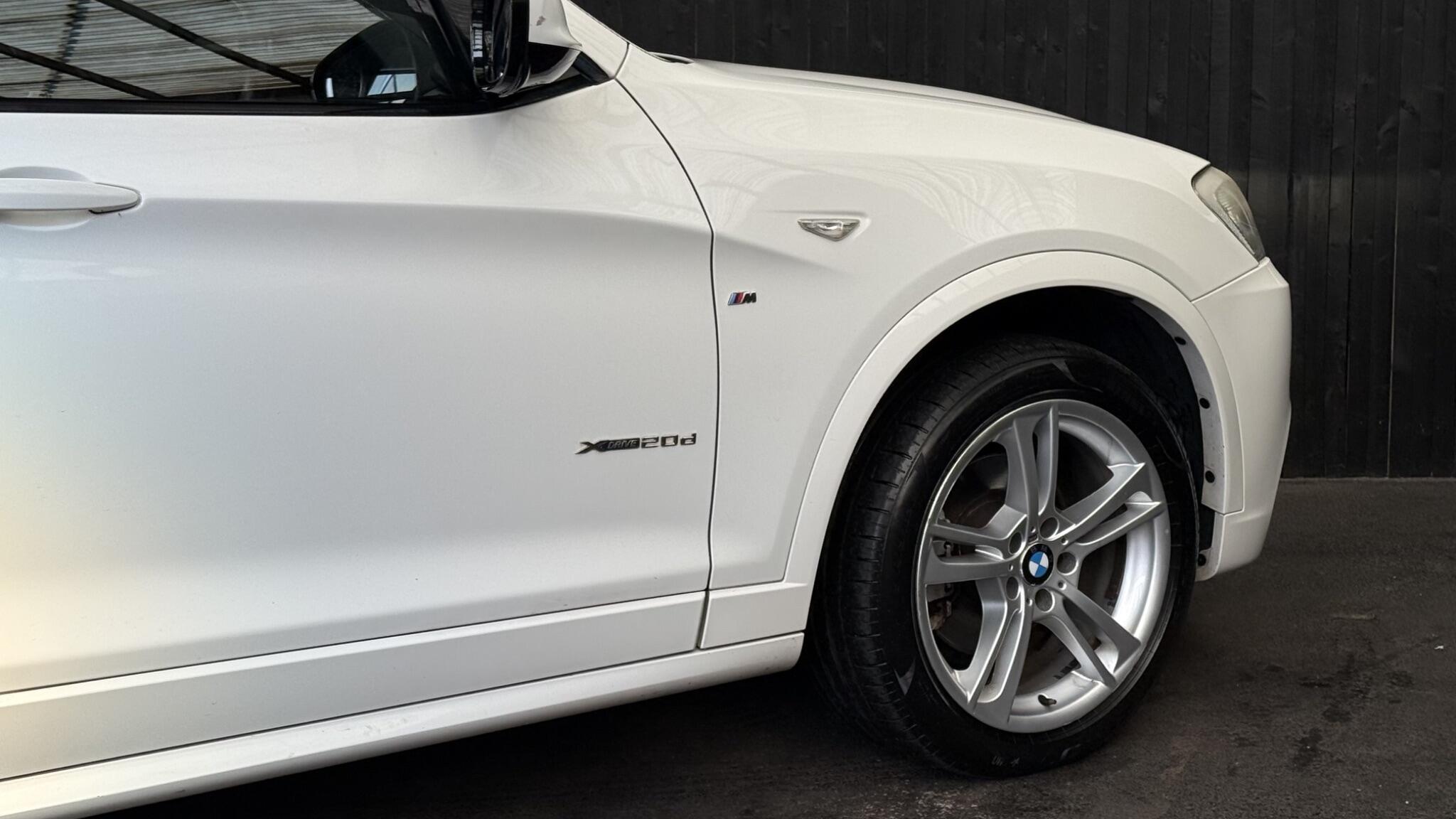 BMW X3 view 14