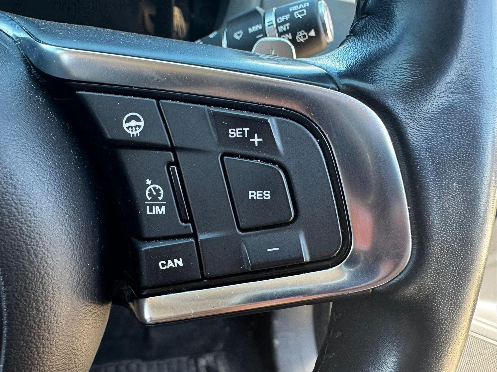 Jaguar F-Pace view 29