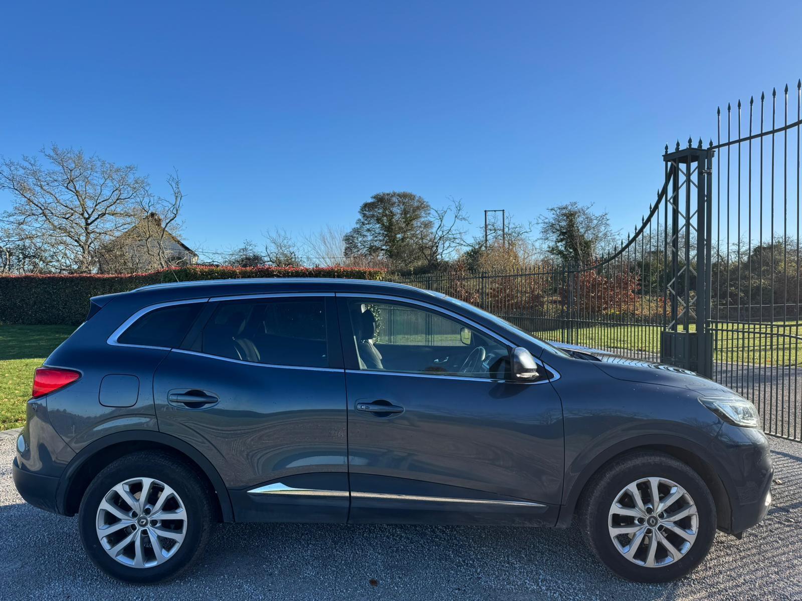 2016 Renault Kadjar 1.2 TCe Dynamique Nav Euro 6 (s/s) 5dr • 47,000 miles image 8