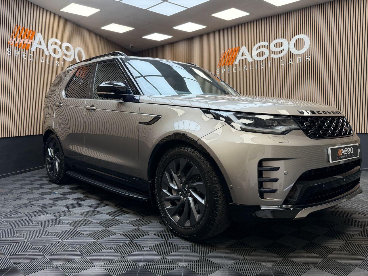 Land Rover Discovery 3 view 3
