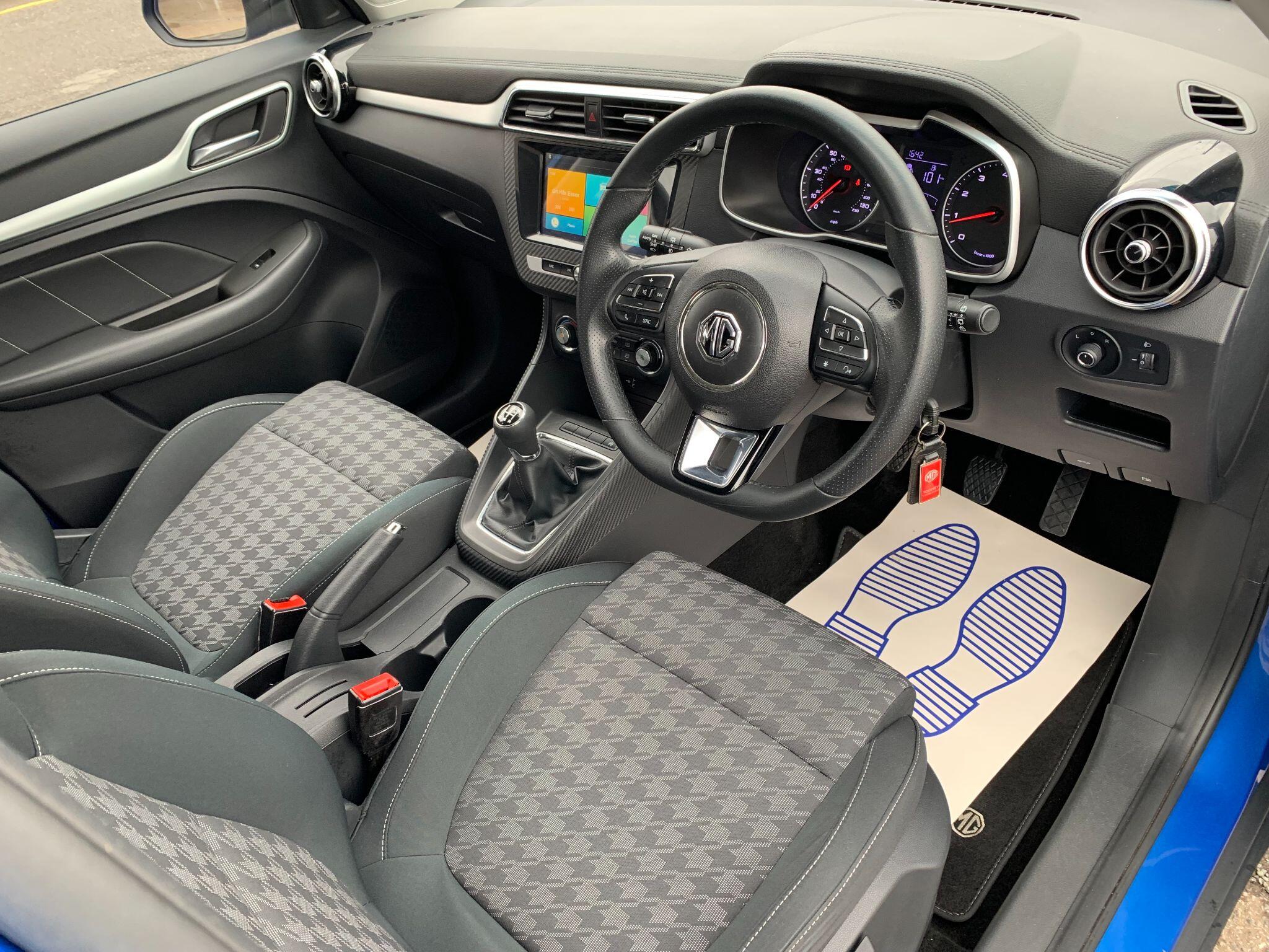 MG MG ZS view 14