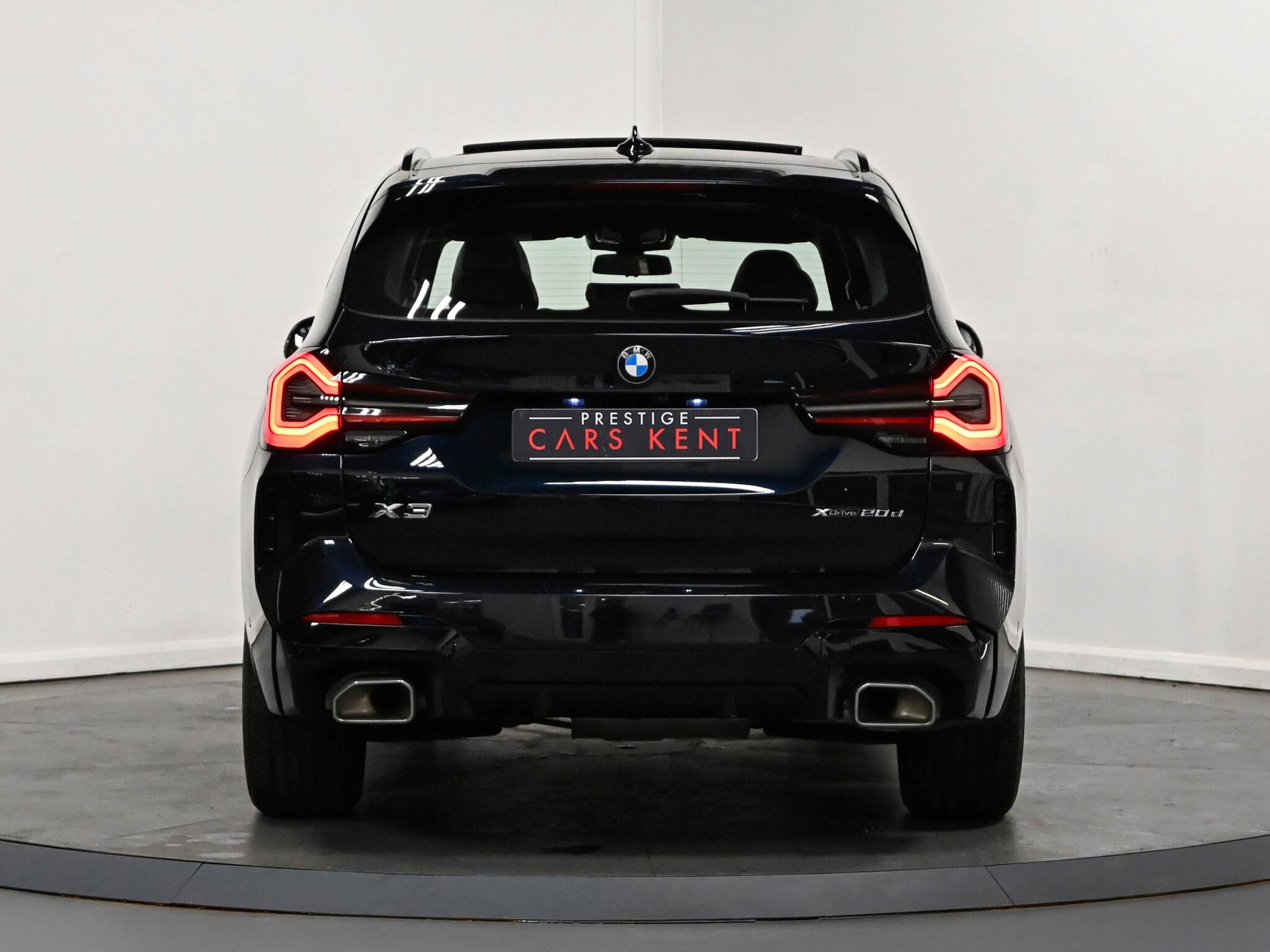 BMW X3 view 23