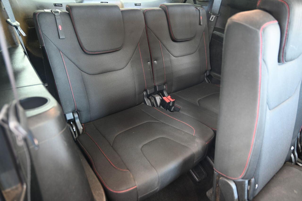 Ford S-Max view 17