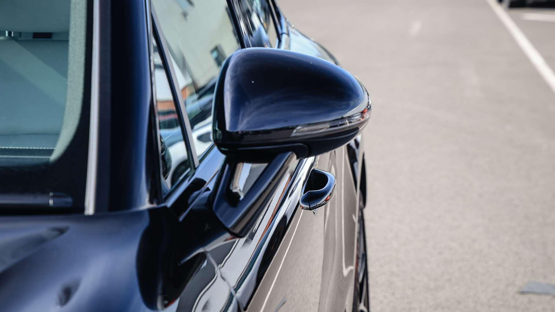 Porsche Macan view 28