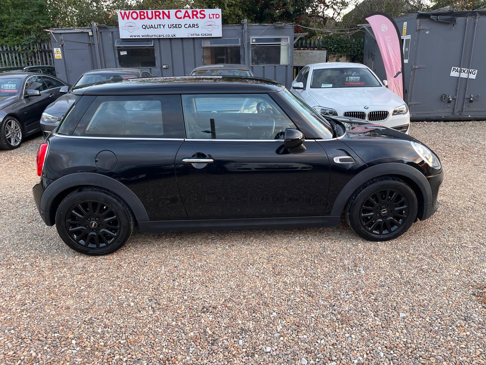 MINI Hatch view 17