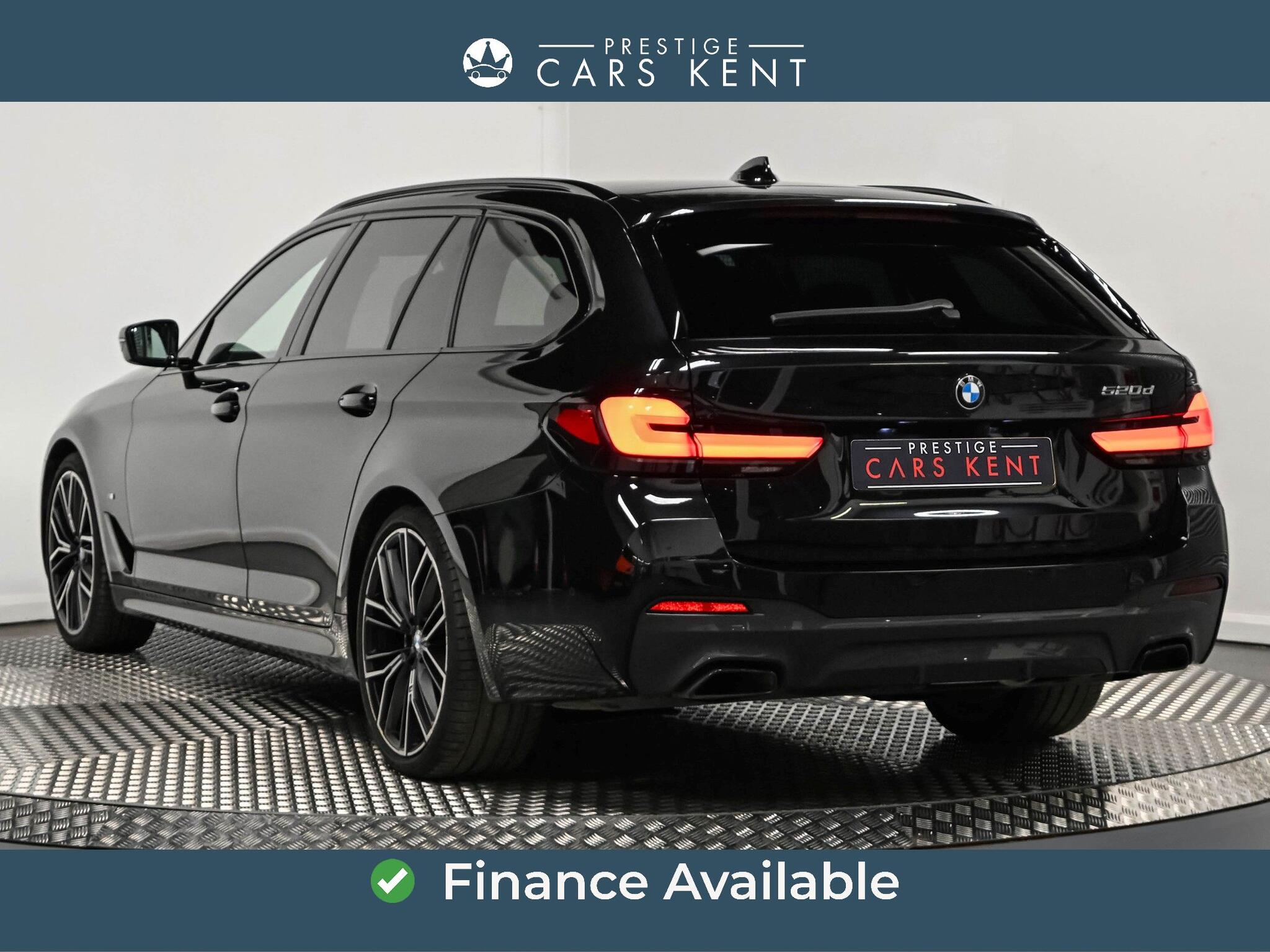 BMW 5 Series view 3
