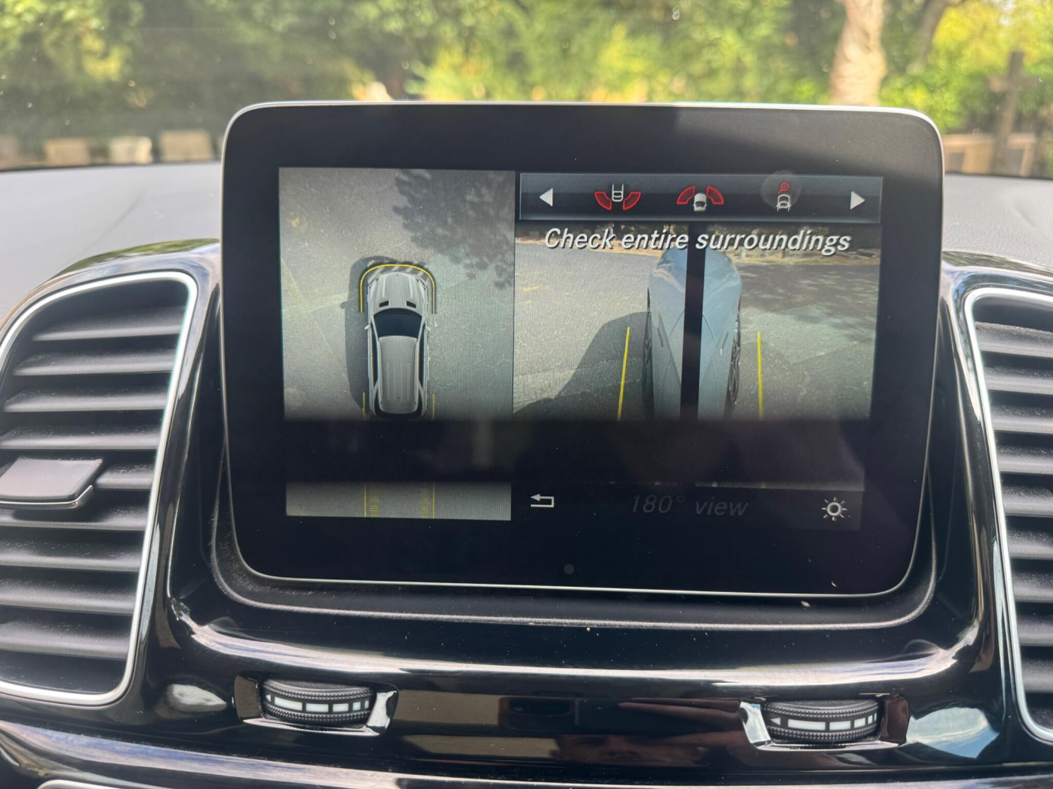 Mercedes-Benz Gle view 46