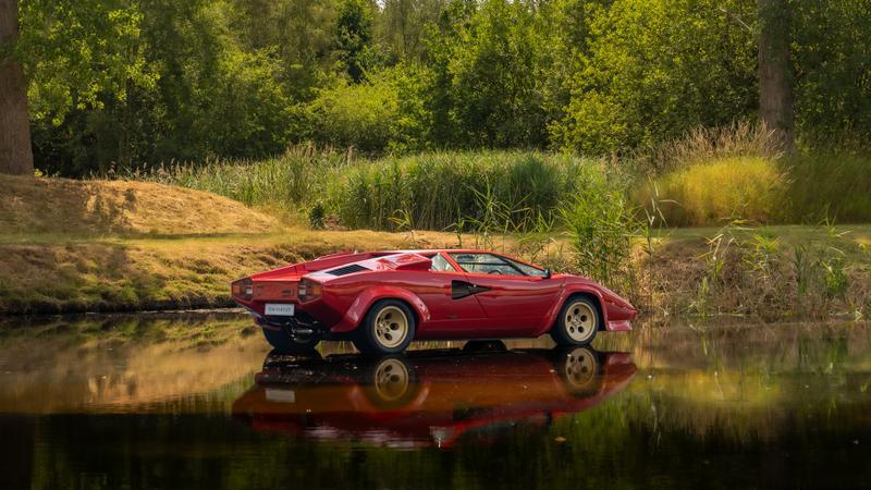 Lamborghini Countach view 4