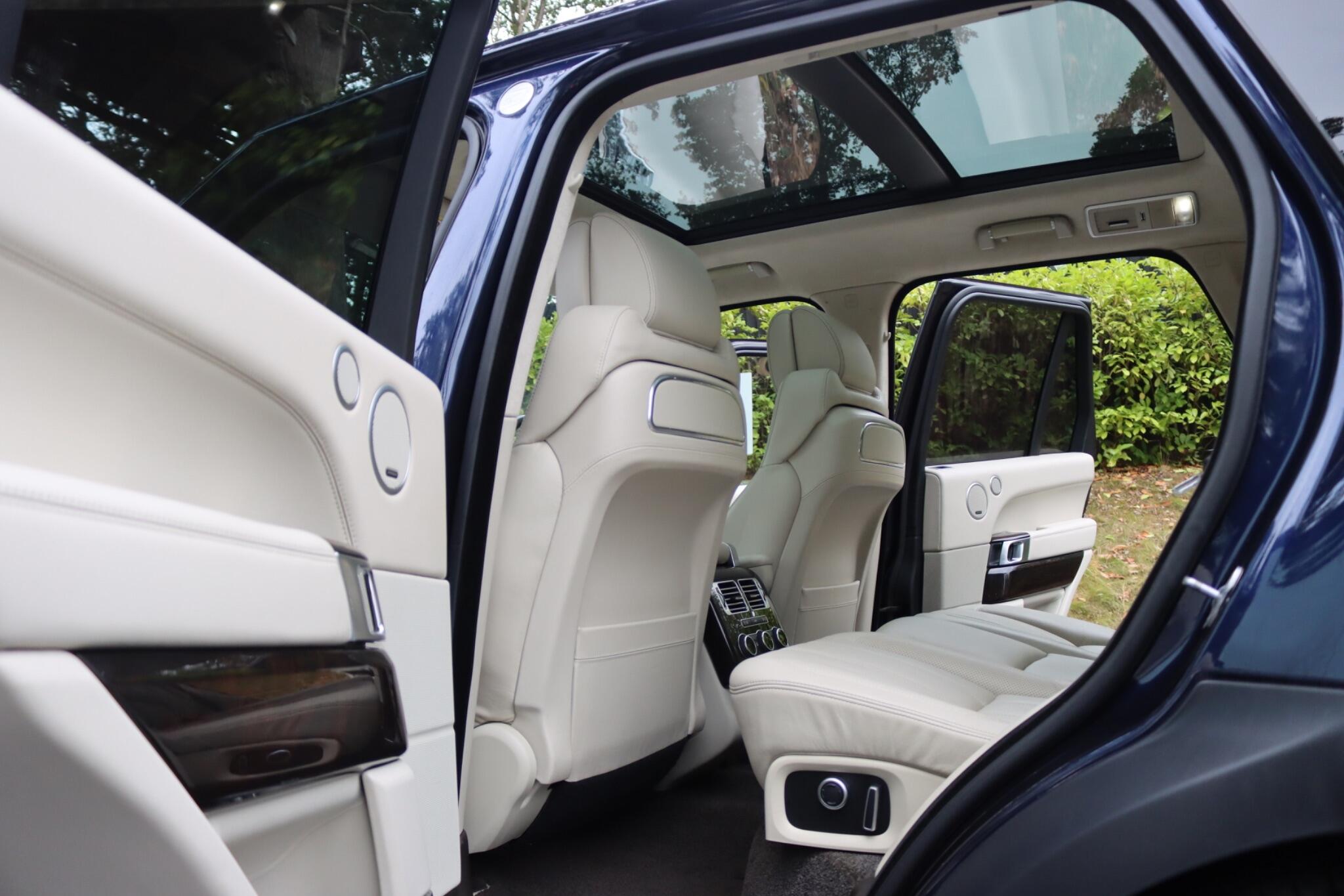Land Rover Range Rover view 73