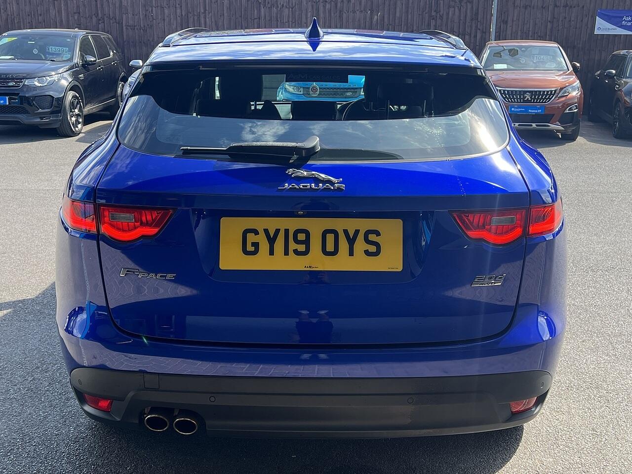 Jaguar F-Pace view 3