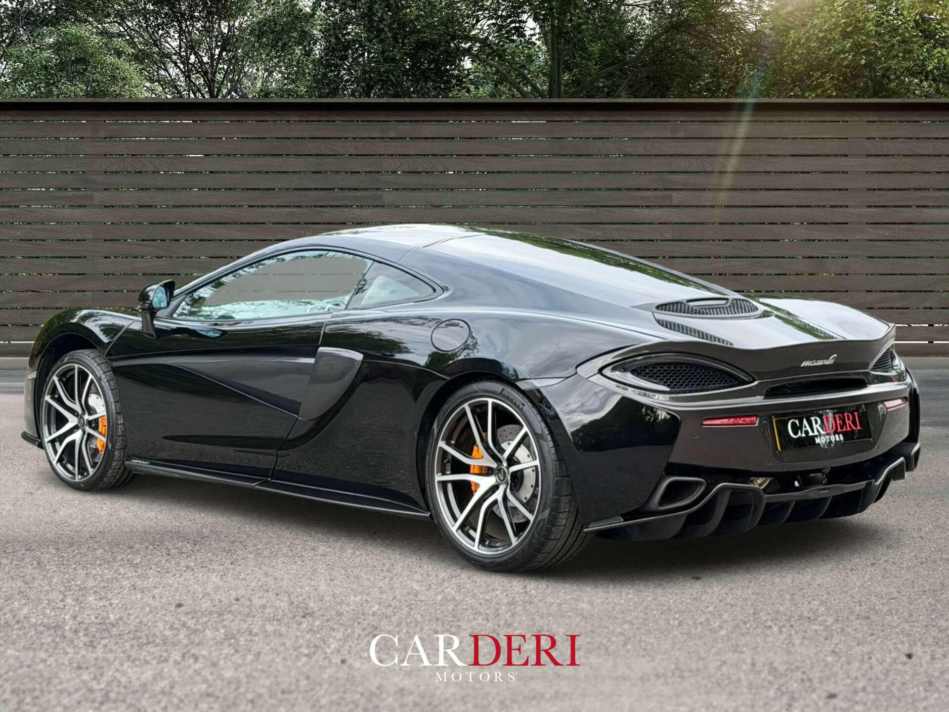 McLaren 570GT view 21