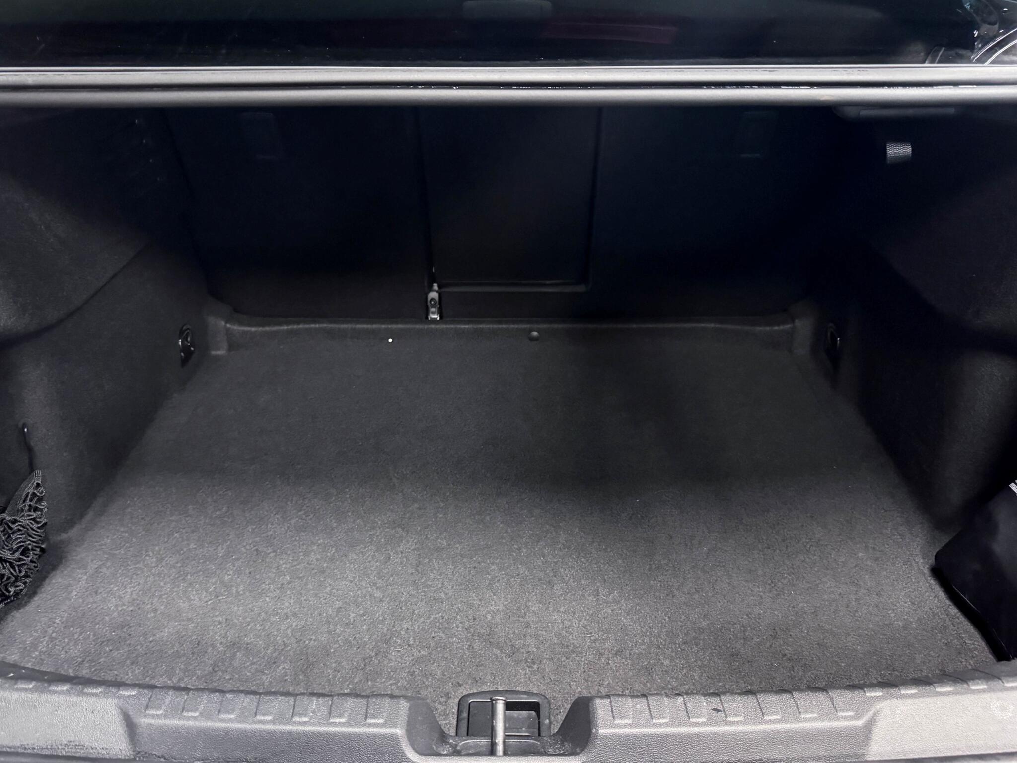 Audi S3 view 16