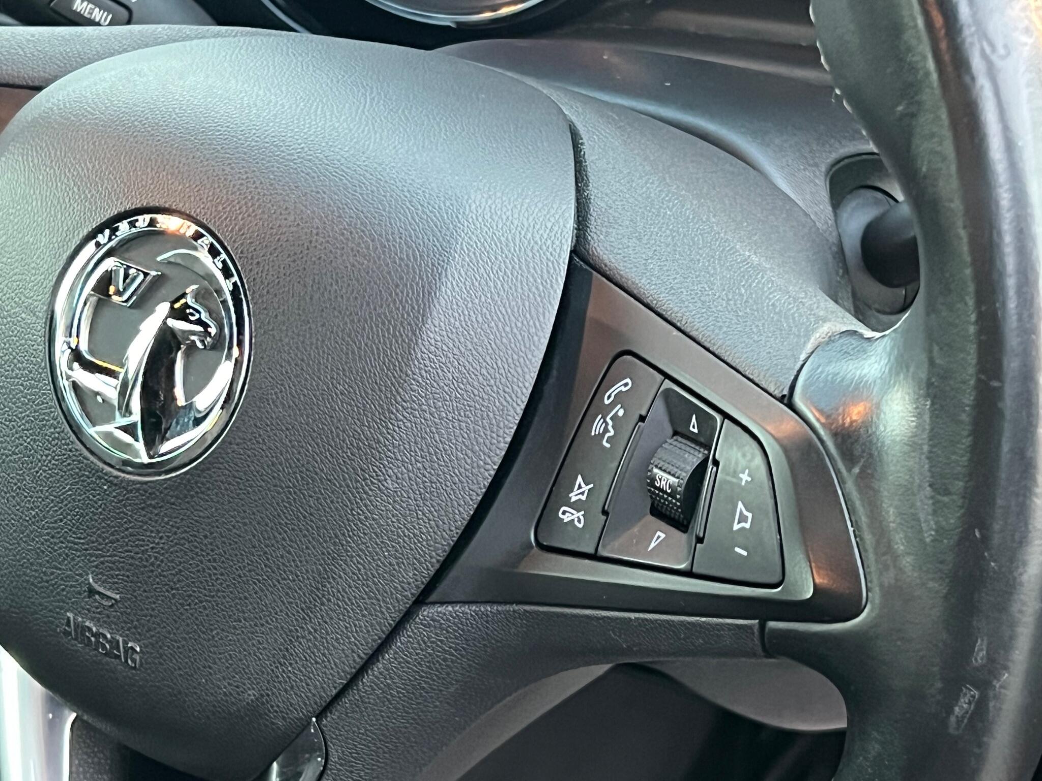 Vauxhall Astra view 18