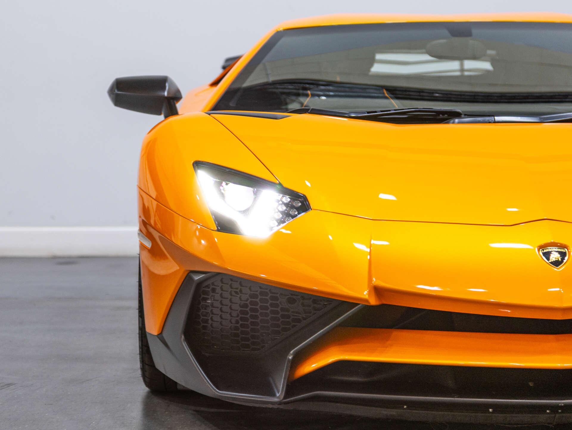 Lamborghini Aventador view 13