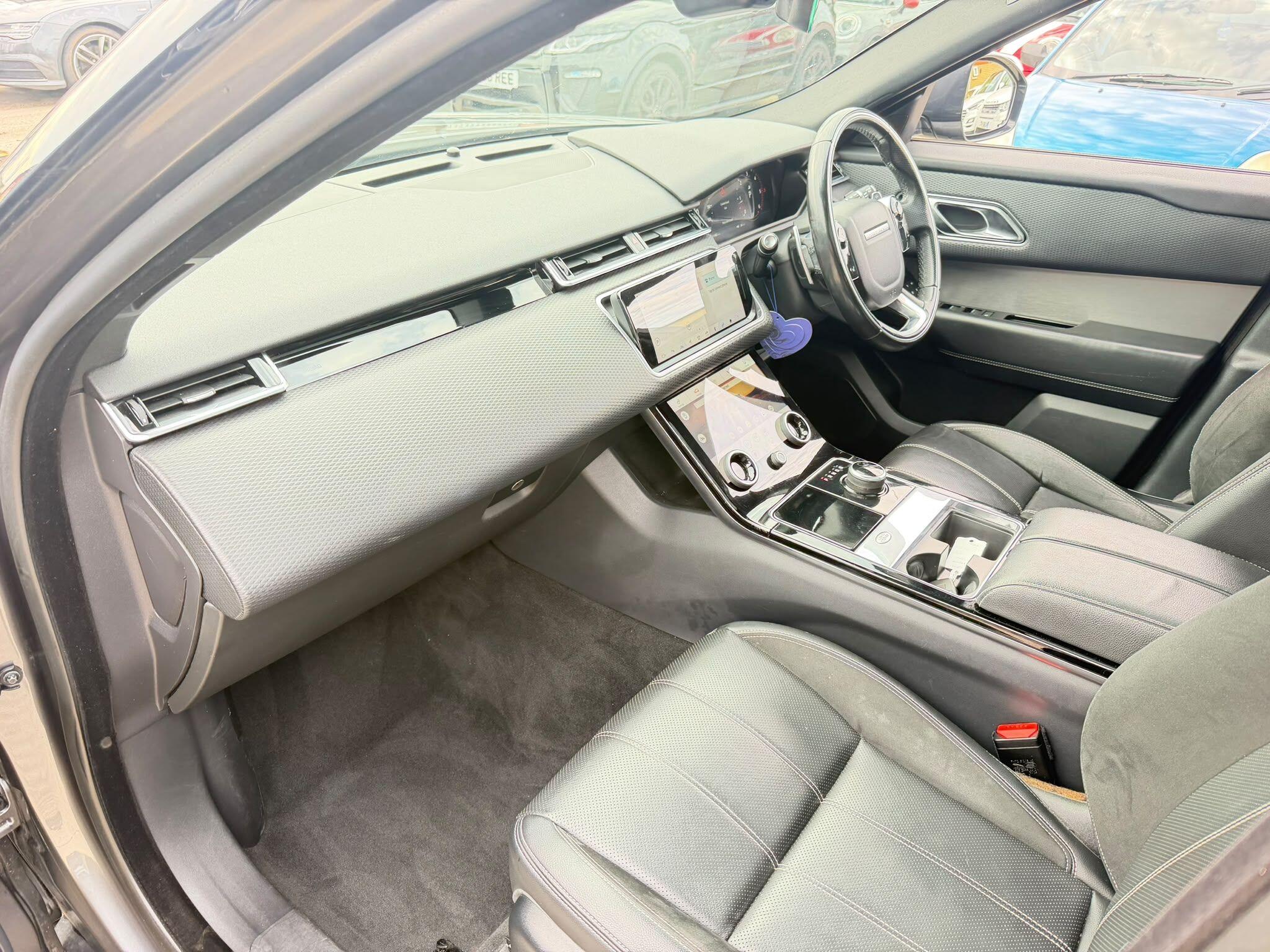 Land Rover Range Rover Velar view 32