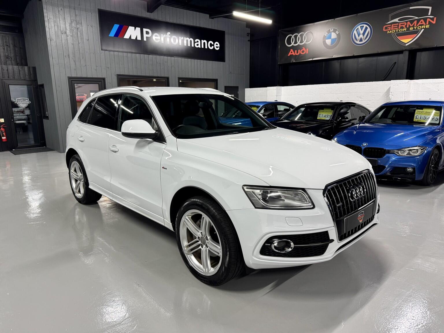 2013 Audi Q5 in White for sale