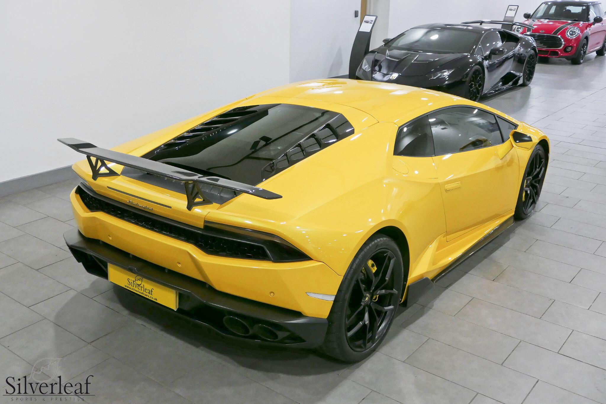 Lamborghini LP 610-4 view 37