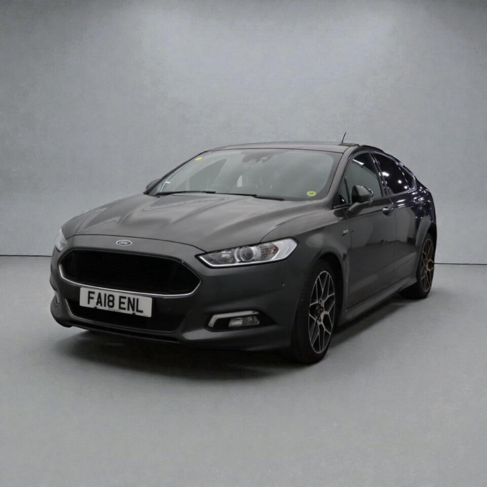 Ford Mondeo view 3