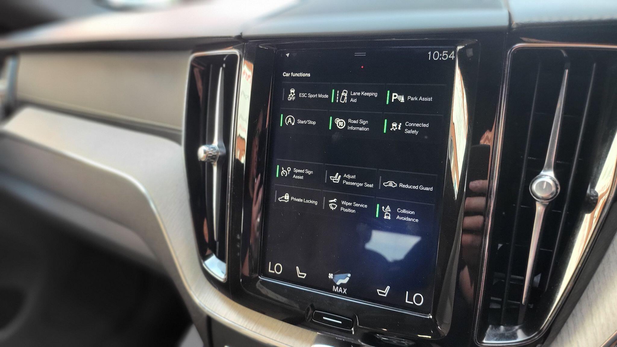 Volvo XC60 view 31