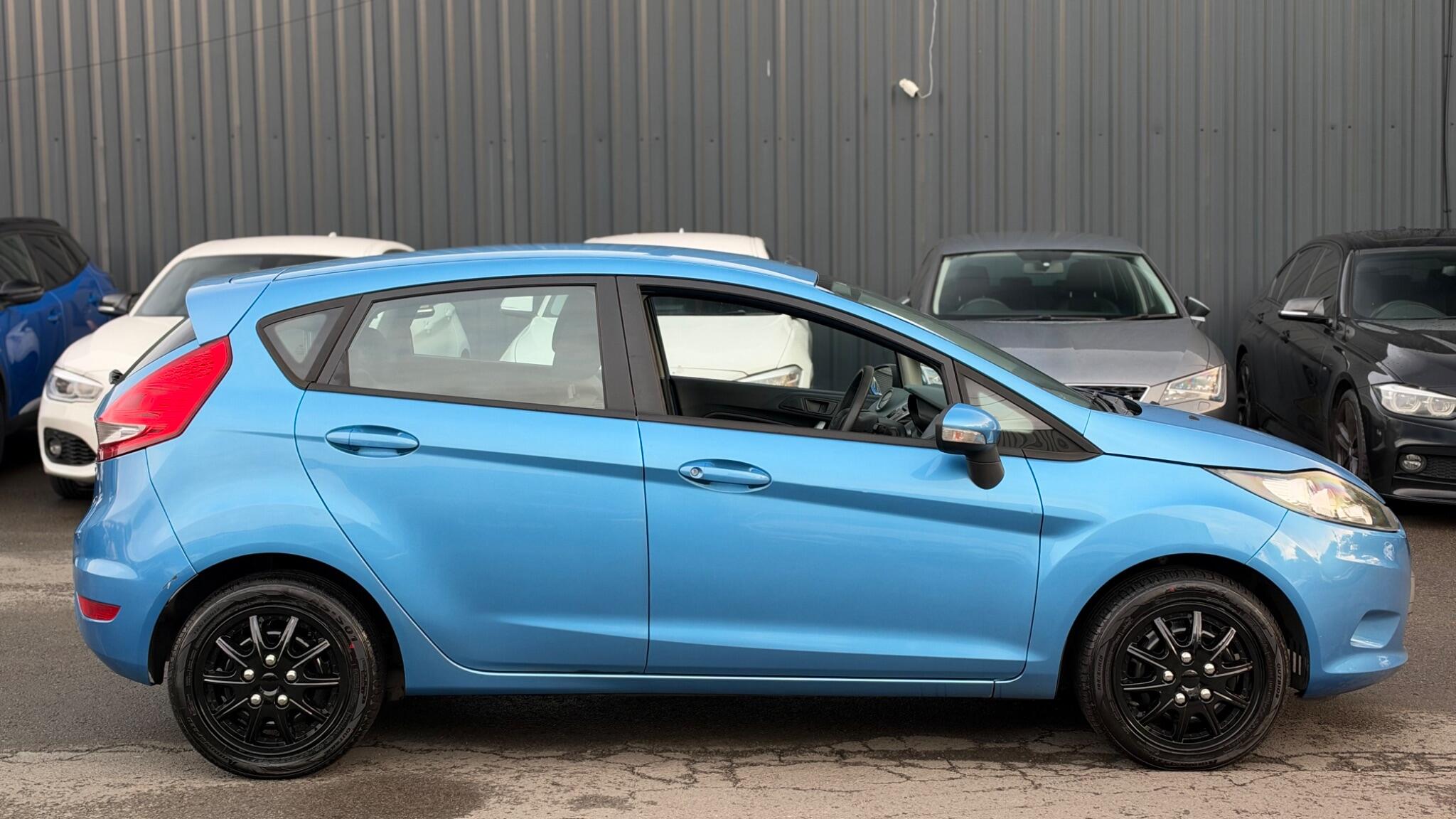 Ford Fiesta view 2