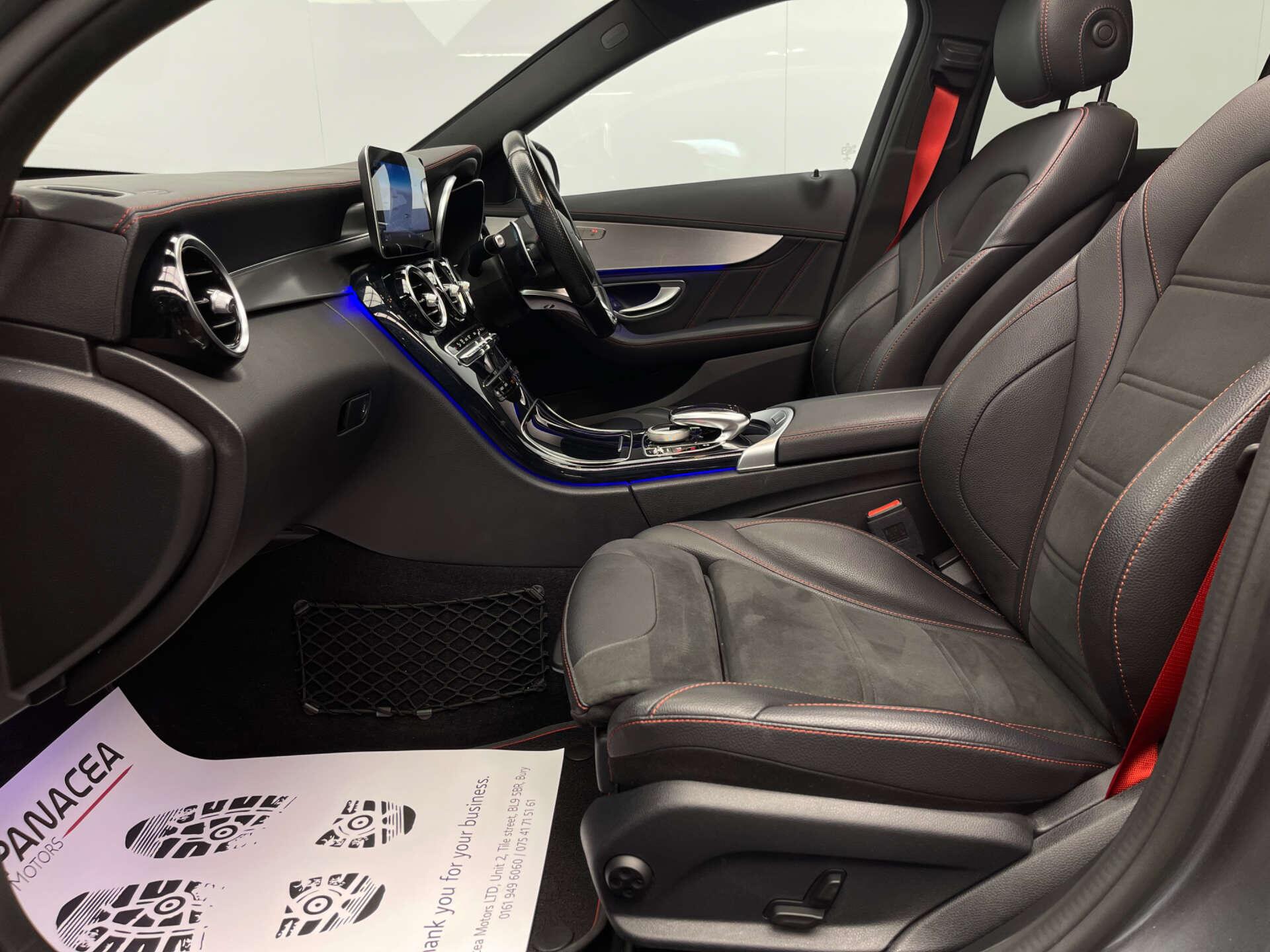 Mercedes-Benz C Class view 37