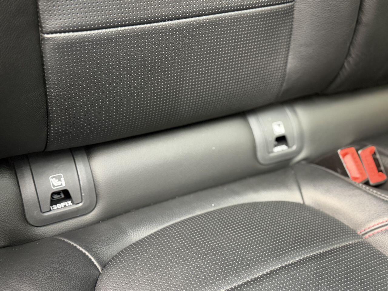 Jaguar E-Pace view 36