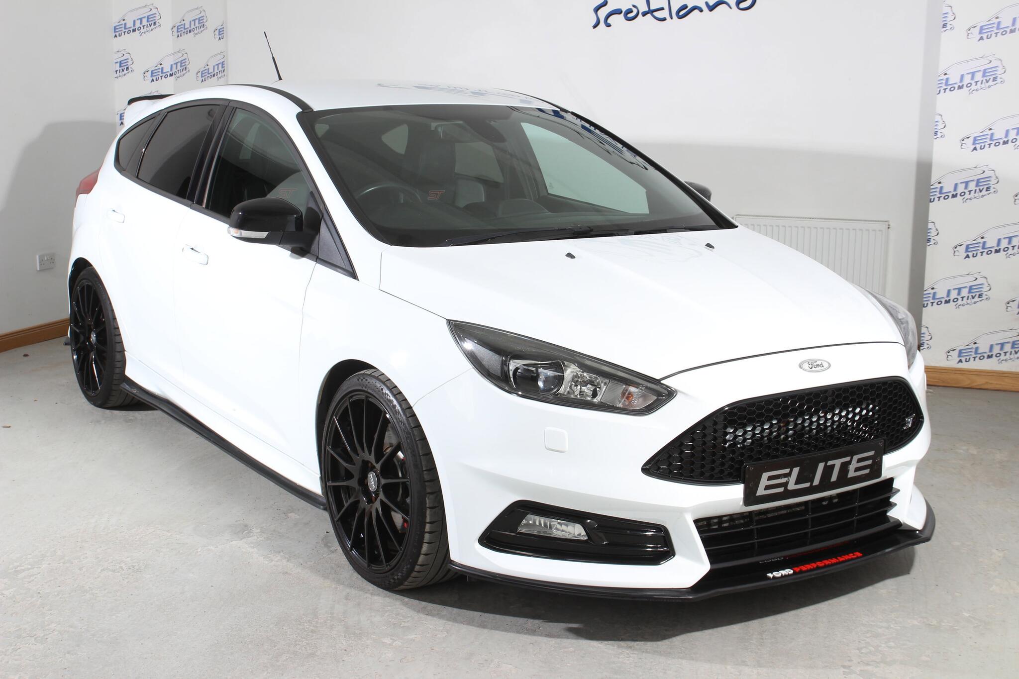 Ford Focus view 5