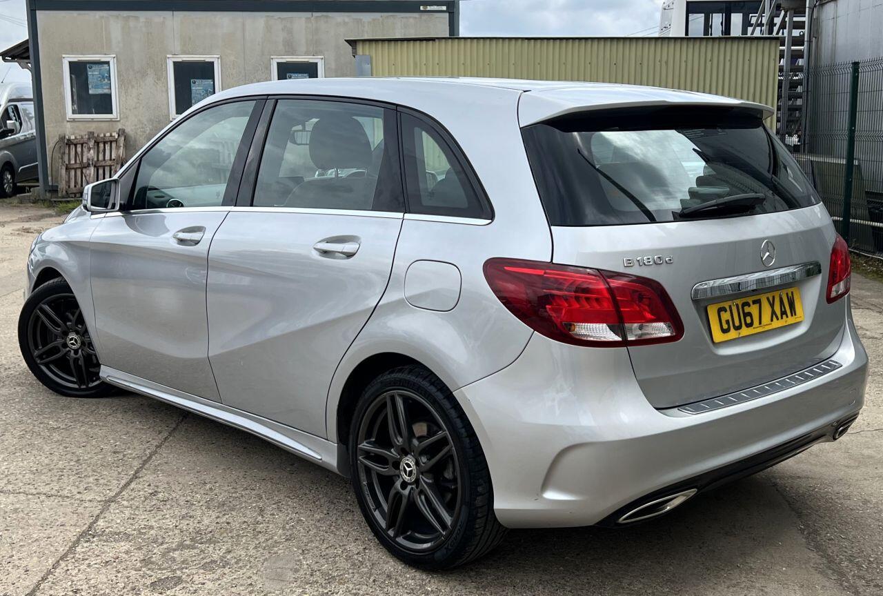 Mercedes-Benz B Class view 4